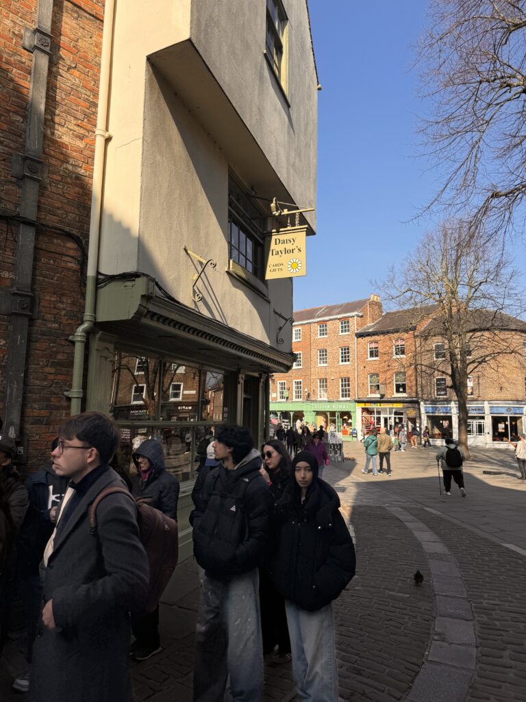 A Perfect Day in York: Walking Tours, Hidden Streets & Timeless History img 4309