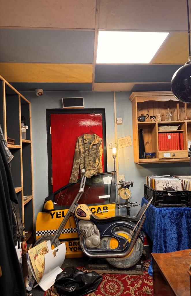 A Perfect Day in York: Walking Tours, Hidden Streets & Timeless History img 4366